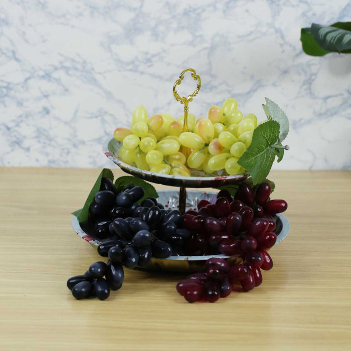 Wonderland Imported Real looking artifical Grapes (Set of 3)