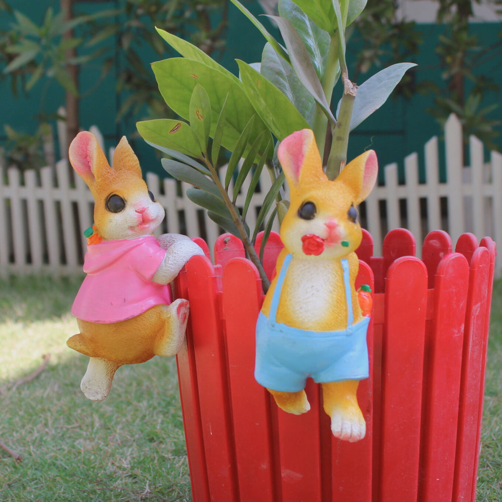 Bunny Figurine Pot Hugger (Clip) for Planter Pot