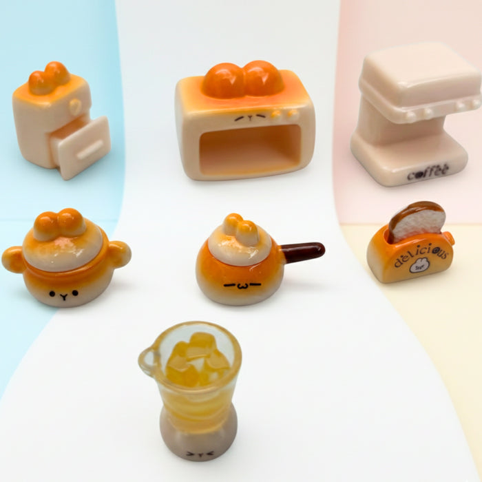 Wonderland 7-Piece Kawaii Miniature Kitchen Collection – Tiny "Sweet Face" Appliances & Cookware – Desktop Decor, Dollhouse Furniture, and DIY Craft Accessories