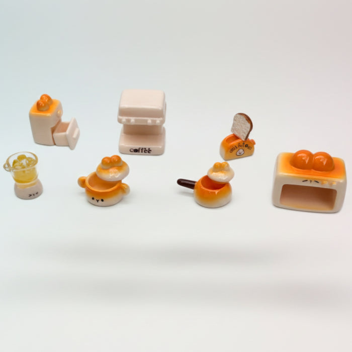 Wonderland 7-Piece Kawaii Miniature Kitchen Collection – Tiny "Sweet Face" Appliances & Cookware – Desktop Decor, Dollhouse Furniture, and DIY Craft Accessories