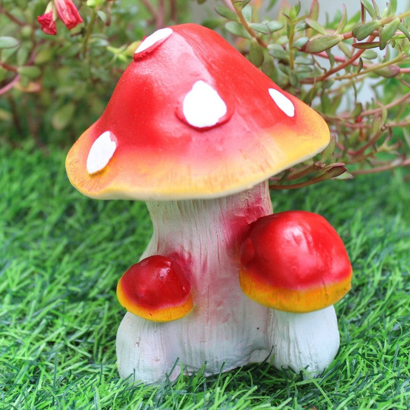 Fairy Garden Miniature Red & White Mushroom Figurine (Set of 3 Toadstools)