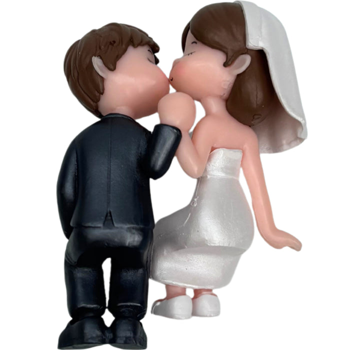 Wonderland Hand-Painted Romantic Couple Miniature – Sweet Bride and Groom Figurine for Home Decor, Office Desks, and Anniversary Gifts | Doll House Accessory | Fairy Garden Miniature