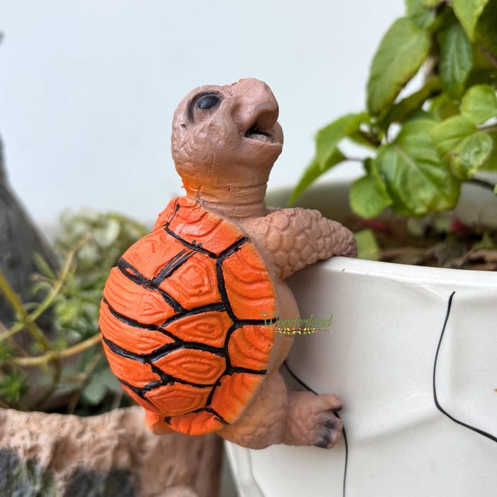 Wonderland Adorable Hand-Painted Climbing Turtle Pot Hugger Figurine: A Vibrant Orange Turtle Garden Statue Designed to Hang Effortlessly from the Rim of Flower Pots, Planters, and Indoor Vases
