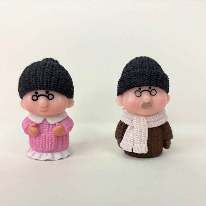Wonderland Miniature Couple Set for miniature garden decor (bonsai , plant décor, miniature toys) (Old Couple in sweater) | DollHouse | Displays