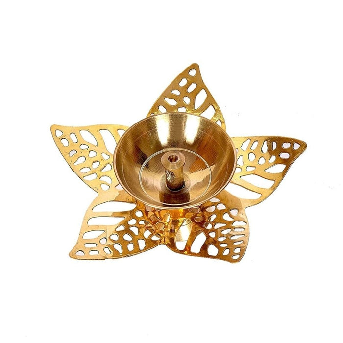 Wonderland Star-Shaped Brass Diya|Oil Lamp with Intricate Cutwork Design|Diya for Puja with Center Wick Holder | Pital Akhand Deep Vilakku for Home Décor |Festive Worship, Housewarming, Marriage