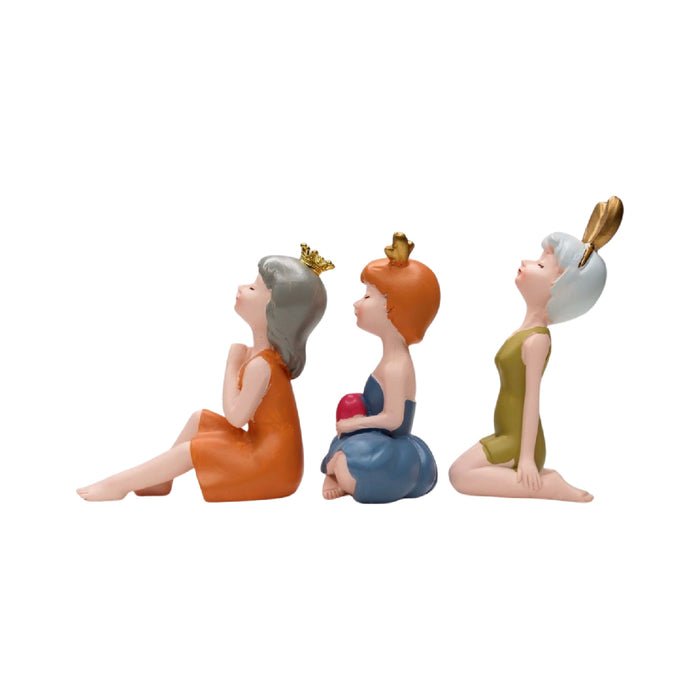 Wonderland imported resin set 3 sitting girls statue| shelf décor