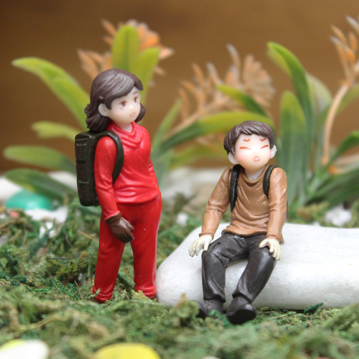 Wonderland imported miniatures ( pack of 4 ) smart couple