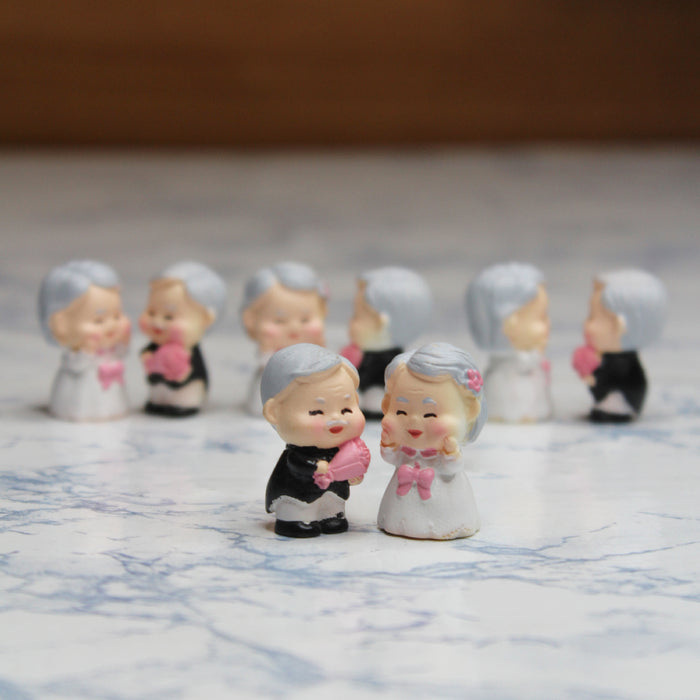 Wonderland imported miniatures ( pack of 4 ) old couple grandma grandpa