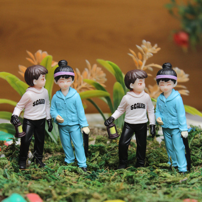 Wonderland imported miniatures ( pack of 4 ) smart couple 2