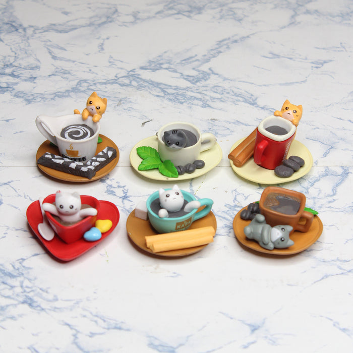 Wonderland imported miniatures ( pack of  6 ) food plates