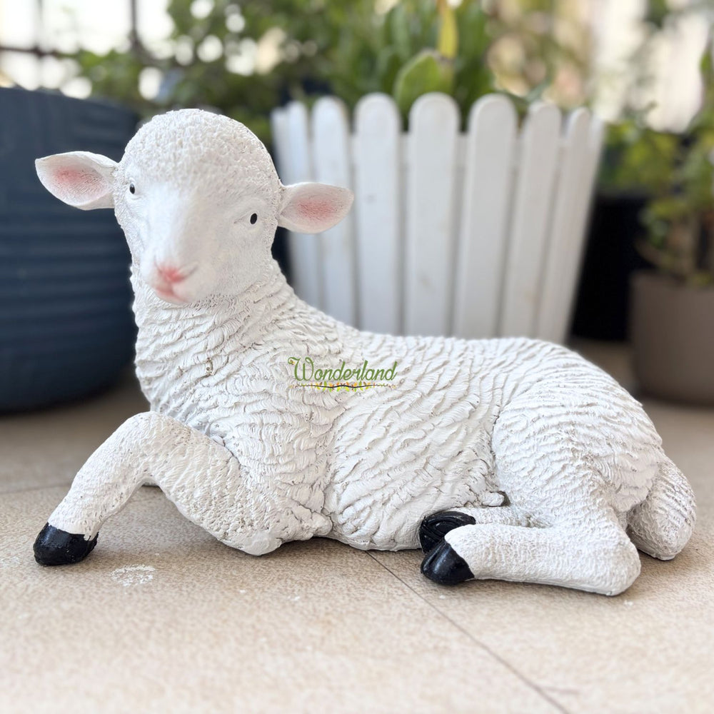 8 Inch Sheep Statue for Garden Décor