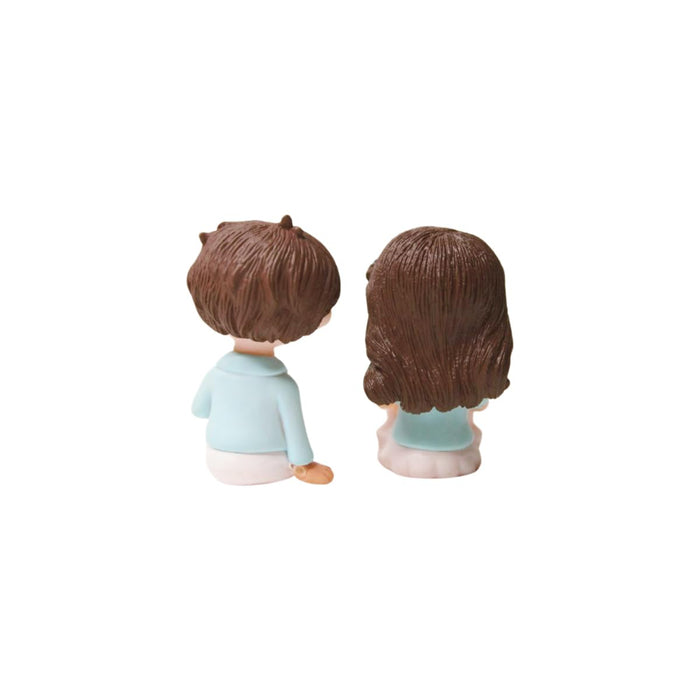 Wonderland Set of 2 Minature sitting figurine | miniature couple set