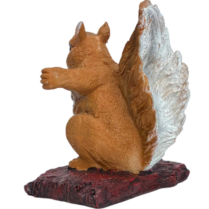 Wonderland Whimsical Hanging Squirrel Garden Statue – Realistic Resin Animal Figurine on Log Swing – Weather-Resistant Outdoor Tree Ornament & Patio Decor