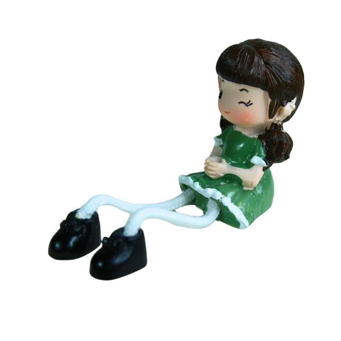 Wonderland (Set of 4 Grandparents with Grand Children Hanging Dolls, Showpiece Dolls Miniature Figurine-Living Room Home Decor Gift Item