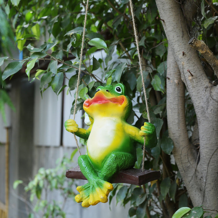 Frog on Swing Statue for Garden Decoration
