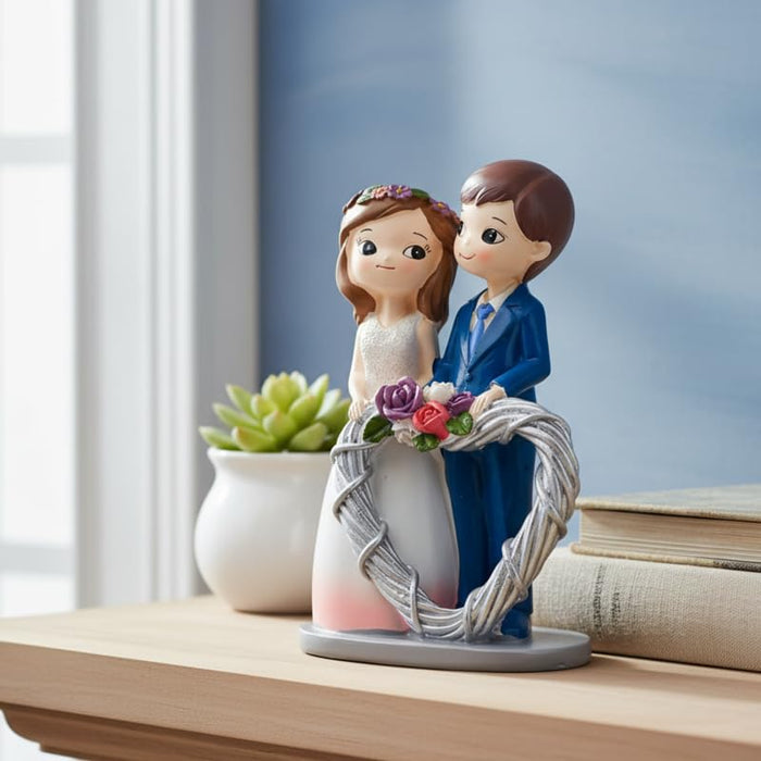 5.5 inch Hand-Painted Sweetheart Wedding Couple Figurine |