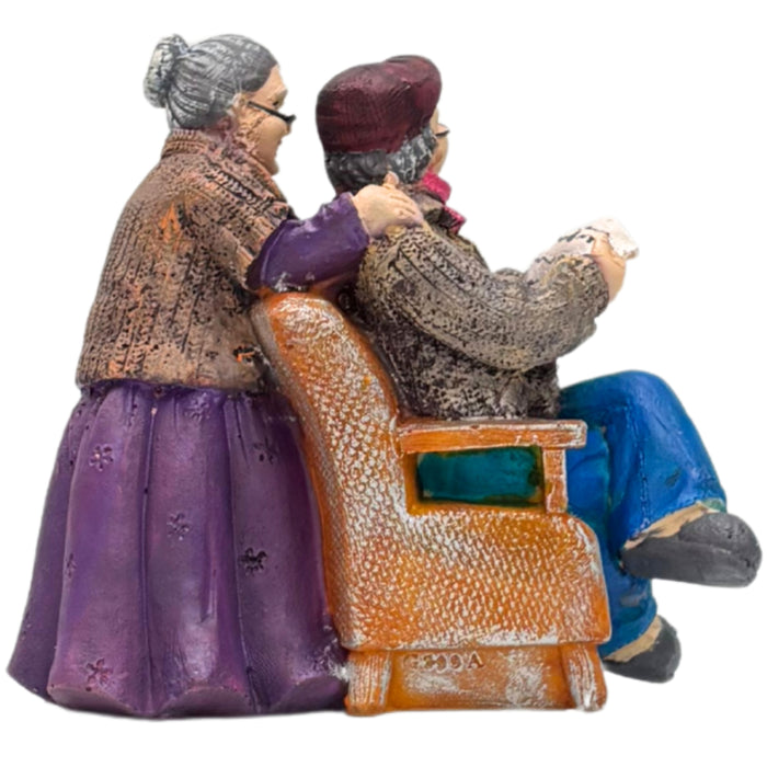 Wonderland Hand-Painted Grandparents Figurine – Heartwarming Elderly Couple "Morning Moments" Statue – Perfect Anniversary or Retirement Home Decor Gift