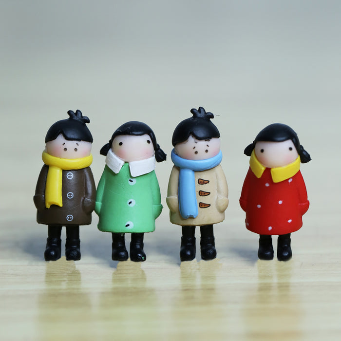 Wonderland Winter Muffler Couple (4 pc)|Miniature toys | Tiny toys |Mini collectibles |Small figures | Miniature dollhouse| Miniature fairy garden accessories| Unique gifts