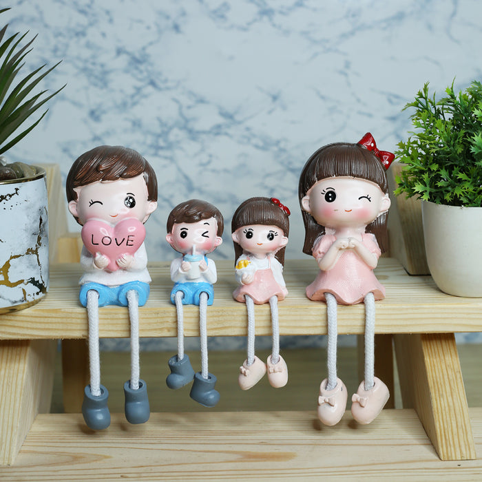 Wonderland Wing king Hanging leg family | Resin 
Hanging dolls set of 4