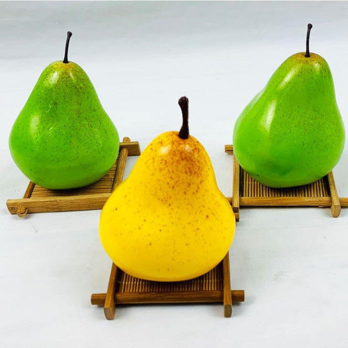 Set of 6 Artificial Pears – Realistic Faux Green and Yellow Pears for Home Decor, Kitchen Displays, and Photography Props