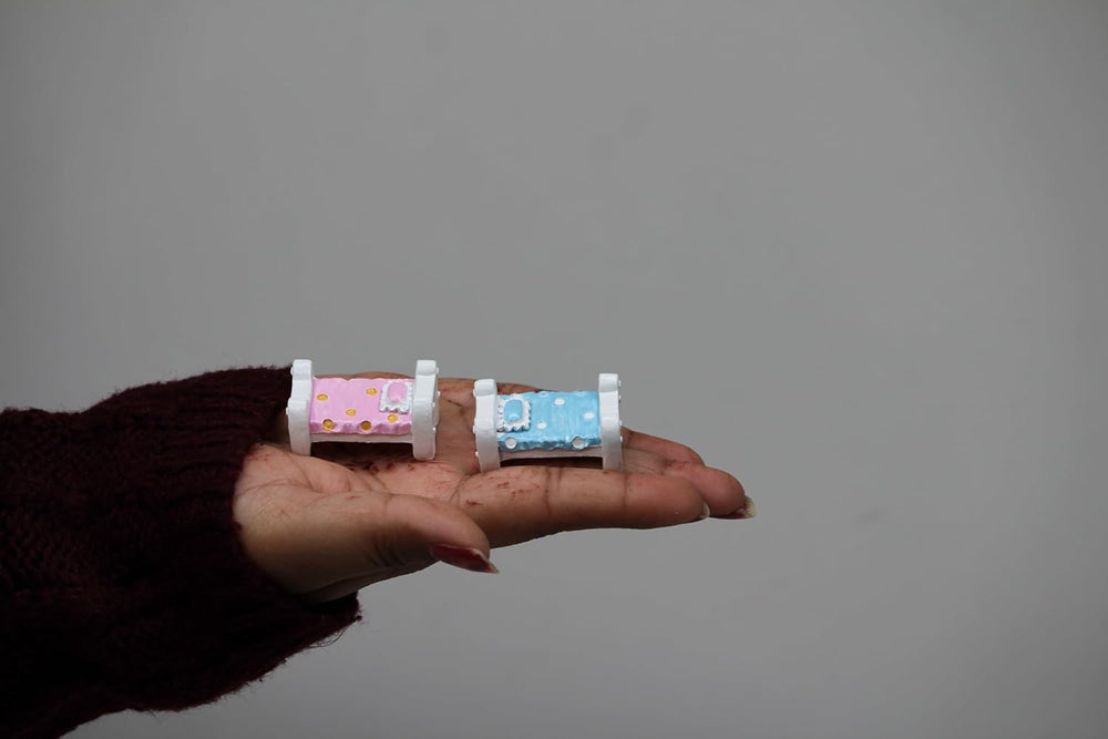 Wonderland Imported Miniatures (Pack of 2) Mini Beds  |Miniature Figurine| Shelf Décor | Resin Home décor | Gift Items