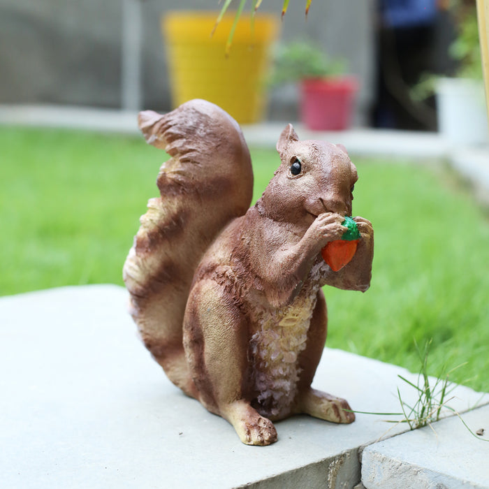 Squirrel Statue for Balcony and Garden Decoration
