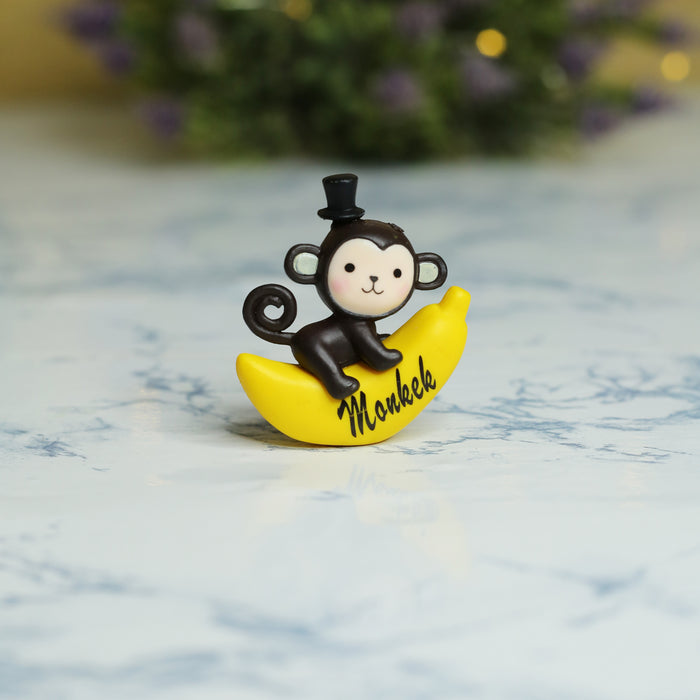 Wonderland Monkey on Banana (Set of 4)