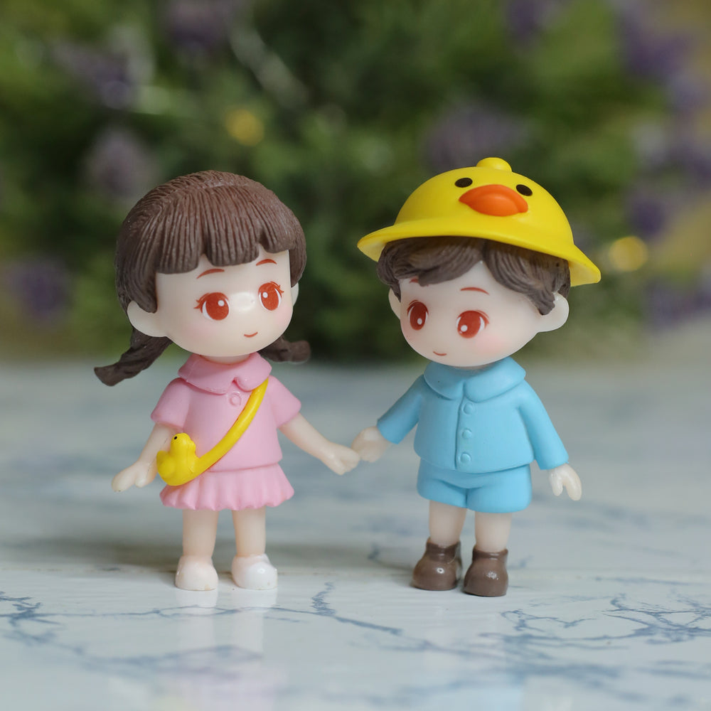Kindegarden Kids (Pink and Blue) Couple Miniature | Figurine for Doll House , Crafts | Shelf Décor | Resin home décor | gift items- 1x0.5x2 inch boy & girl