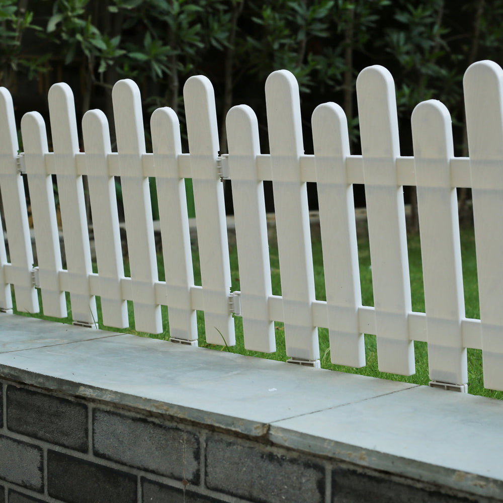 (Pack of 8 ) Double Moon Picket Fence with Spikes