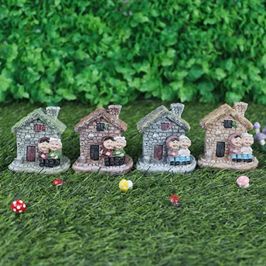 Miniature Toys Set of 4 grandparents house
