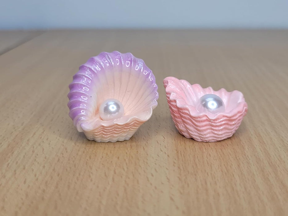 Mini Shells Miniature Figurines | Natural Look Resin Sea Shell (Pack of 5