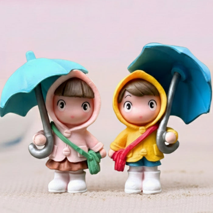Wonderland Set of 2 Miniature Boy in Yellow Raincoat – Waterproof Resin Fairy Garden Accessories – Adorable Dollhouse Decor & DIY Craft Figurines – Whimsical Rainy Day Gift