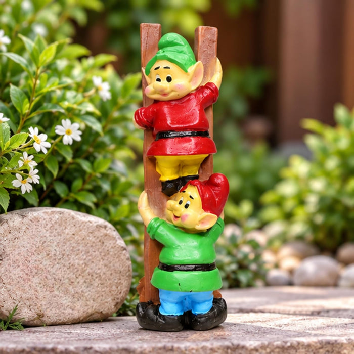 Resin Funny 2 Gnomes on Ladder Santa Idol, Standard