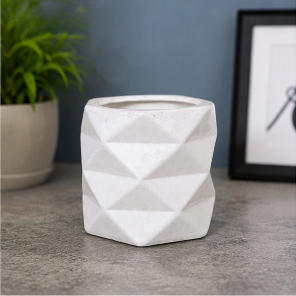 Geometric Faceted Planter – Modern White Ceramic Flower Pot for Indoor Plants, Desk, Balcony, and Home Decor (Plants Are Not Included)