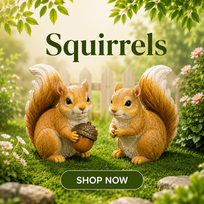 Squirrel garden decor figurines by Wonderland