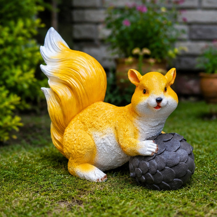 Big Sitting Squirrel for Balcony and Garden Decoration