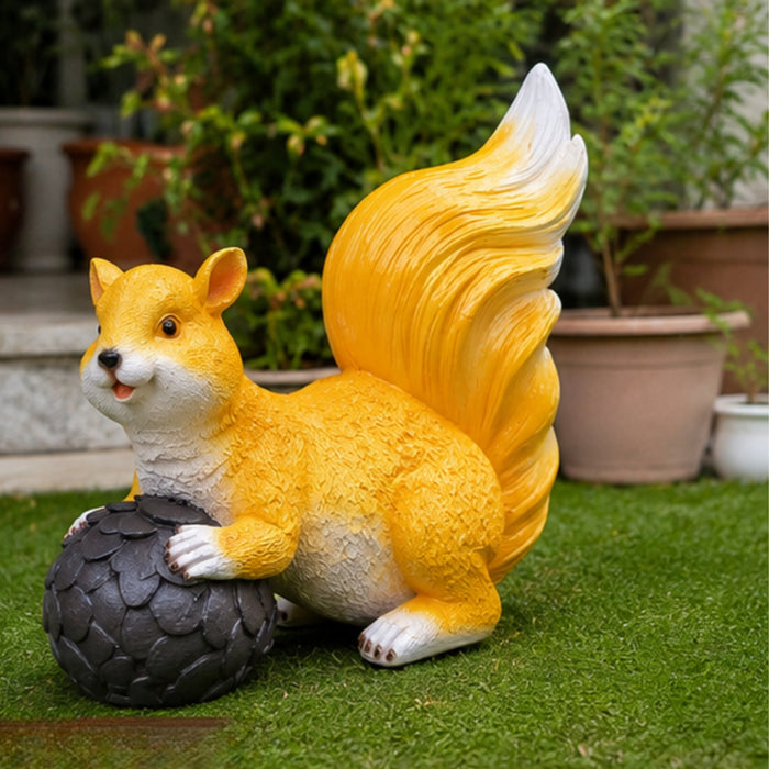 Big Sitting Squirrel for Balcony and Garden Decoration