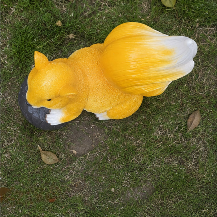 Big Sitting Squirrel for Balcony and Garden Decoration