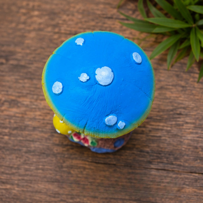 Trio Mushroom Garden Statue – Hand-Painted Resin Fairy Garden Decor