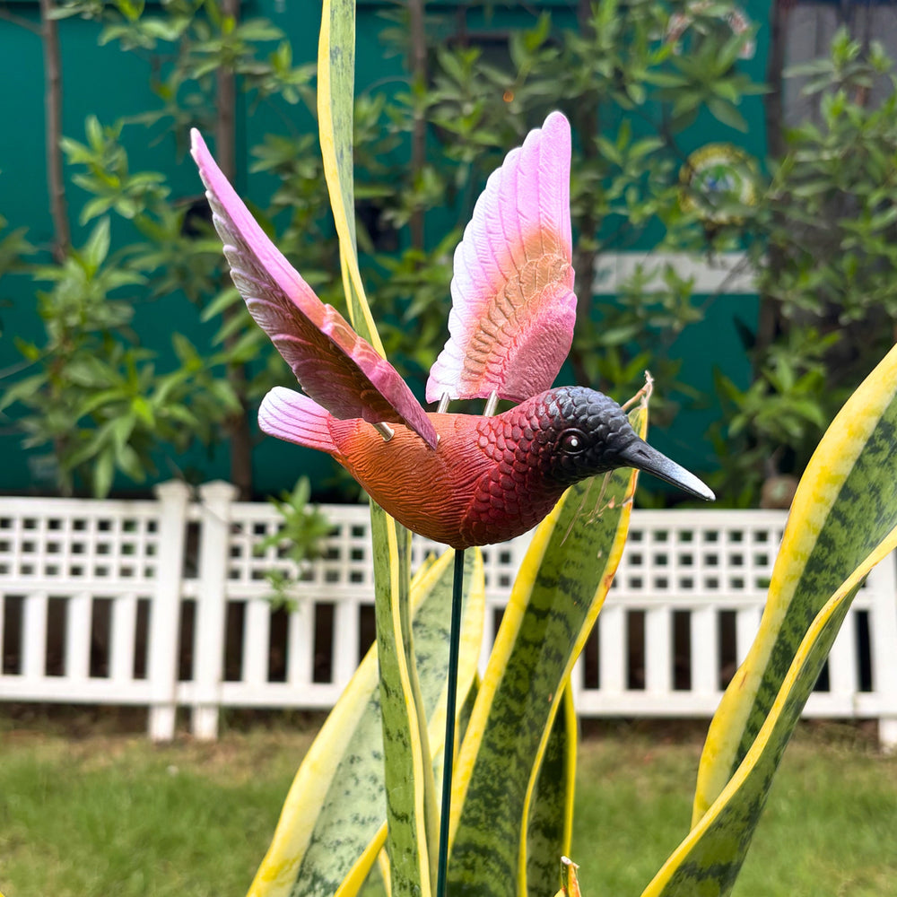 Decorative Hummingbird Garden Sticks for Plants & Planters (Set of 4) – Multicolor Waterproof Resin Miniature Birds for Lawn, Balcony, Flower Pot, and Outdoor Home Decor Ornaments