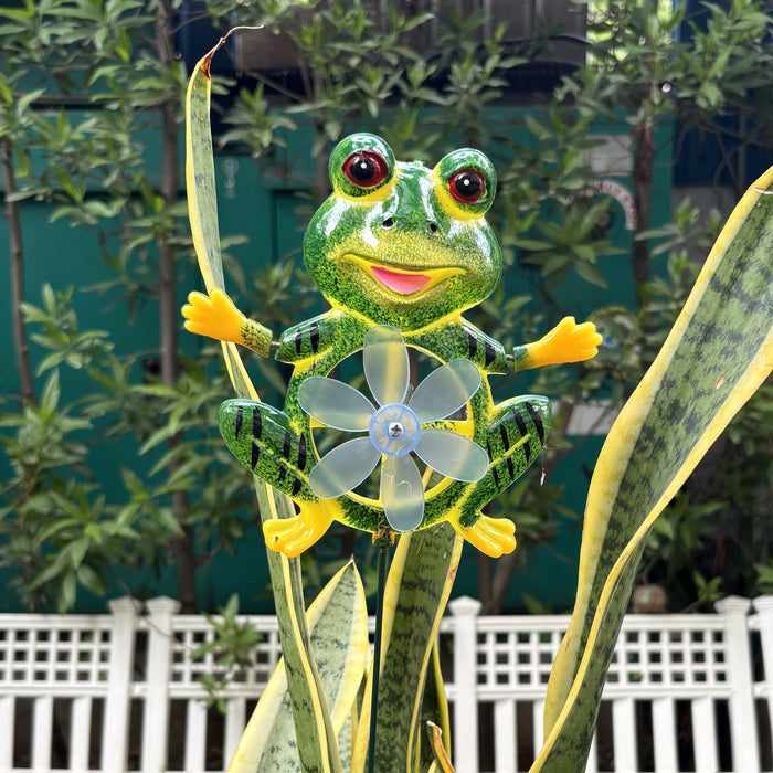 Decorative Frog Garden Stakes with Wind Spinner (Pack of 2) – Cute Metal Animal Plant Pot Stakes, Weather-Resistant Outdoor Lawn, Patio & Yard Decor
