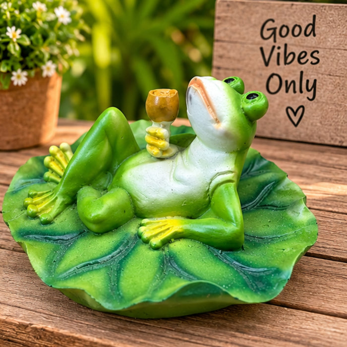  Frog with Glass Statue