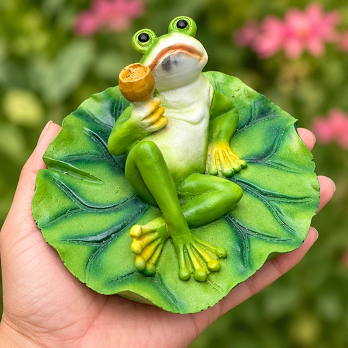  Frog with Glass Statue