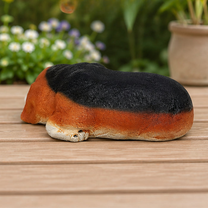 Beagle Dog Sleeping Statue for Garden Decoration (Brown)