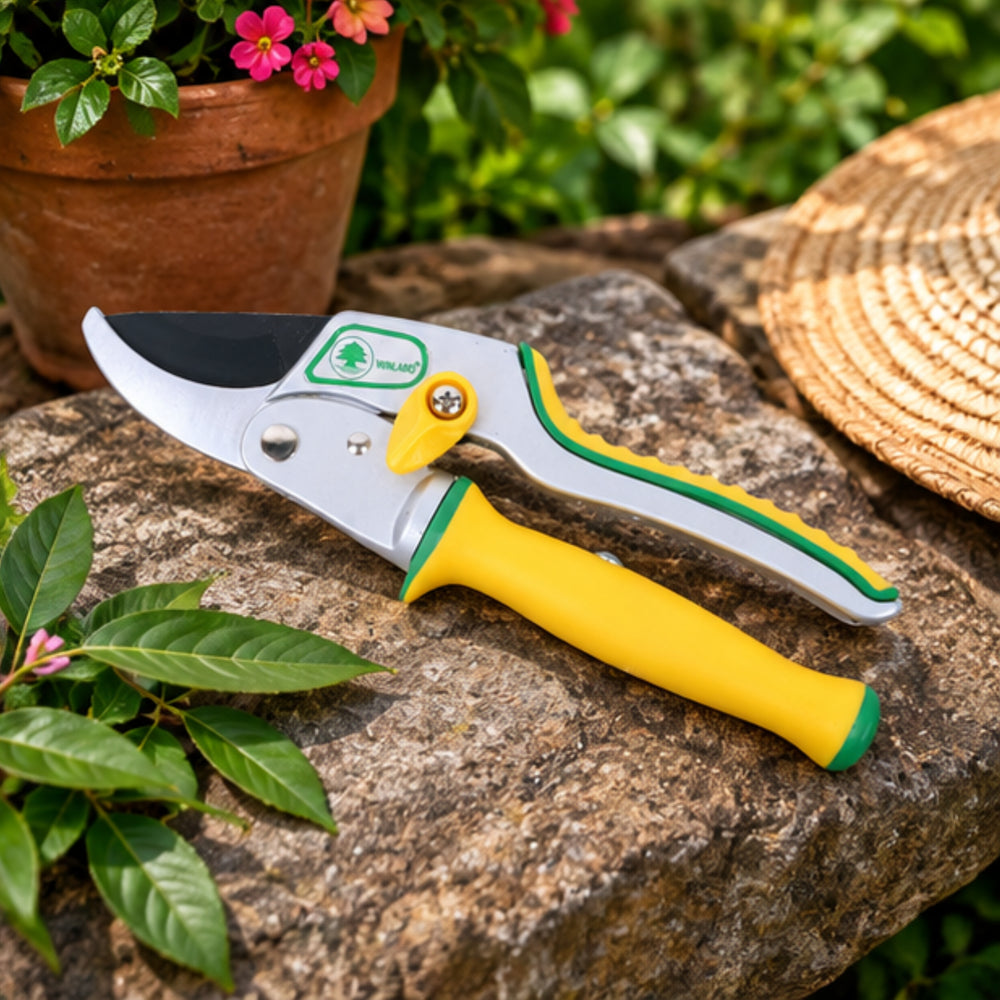 Winland Gardening Pruning Shears – Hand Pruners with Yellow and Green Ergonomic Handles