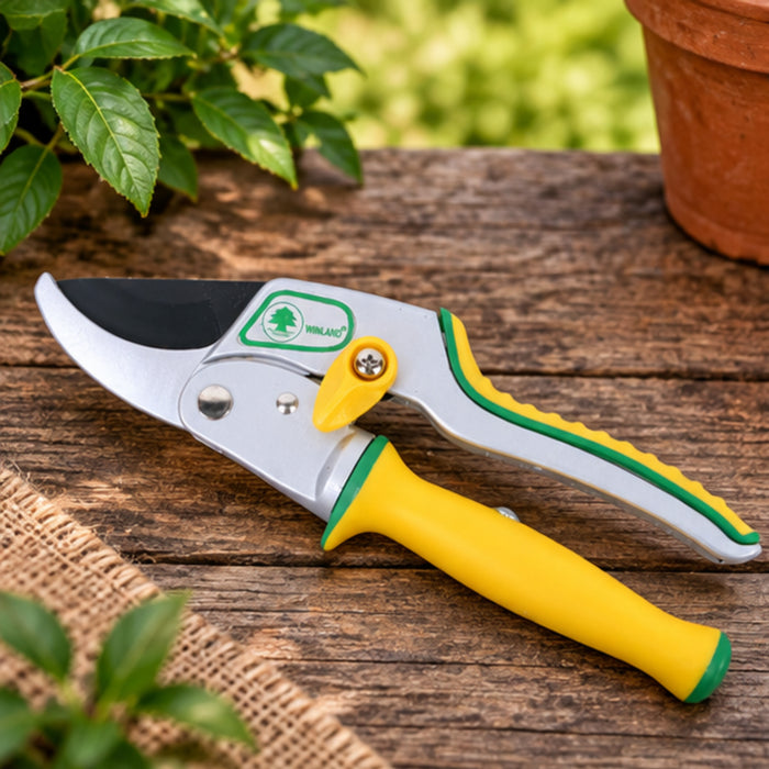 Winland Gardening Pruning Shears – Hand Pruners with Yellow and Green Ergonomic Handles