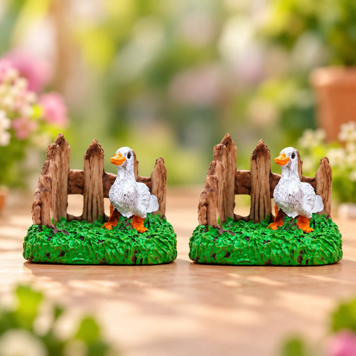 Handcrafted Miniature Duck with Wooden Fence Set (Set of 2) – Plastic Fairy Garden & Home Decor Figurines