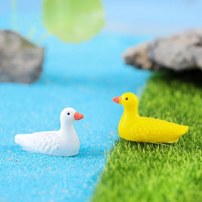6 Pcs Miniature Duck Figurines Set – Cute White & Yellow Plastic Ducks for Fairy Gardens, Terrariums, Micro Landscape & DIY Crafts