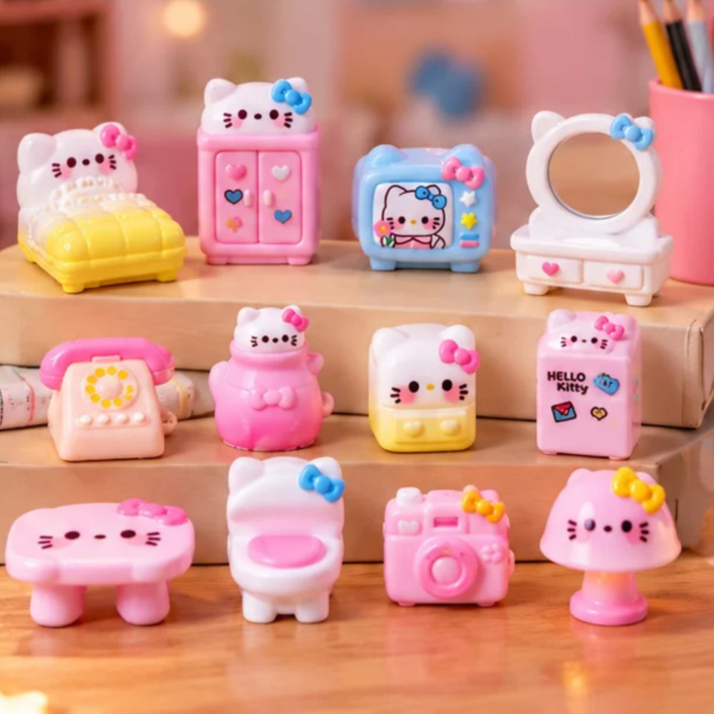 Kawaii Hello Kitty Miniature Dollhouse Furniture Set – 13-Piece Cute Pink Room Decor & Collectibles