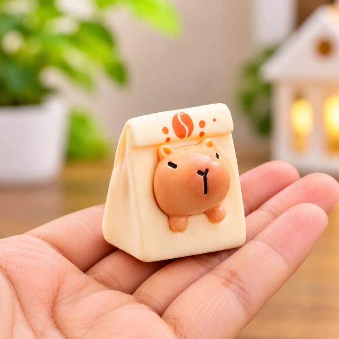 Cute Capybara Miniature Figurines Set – 7 Pieces Adorable Animal Toy Decor for Desk, Office, Fairy Garden, and Craft Projects